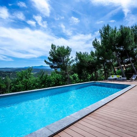 Villa Lumineuse Avec Piscine Clim 1Ere Etage Vue Panoramique Sur Les Montagnes Sur Le Site De La Sainte-Victoire Le Tholonet Exterior foto