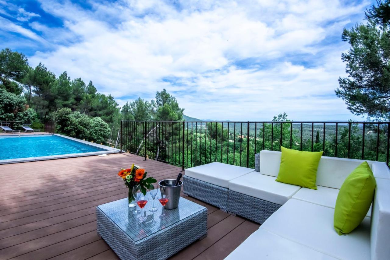 Villa Lumineuse Avec Piscine Clim 1Ere Etage Vue Panoramique Sur Les Montagnes Sur Le Site De La Sainte-Victoire Le Tholonet Exterior foto